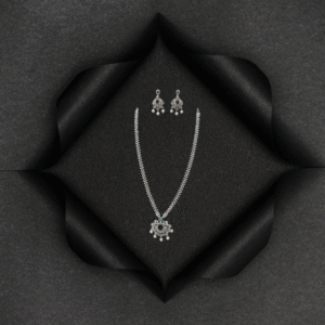 Pearl Grace Silver Necklace Set