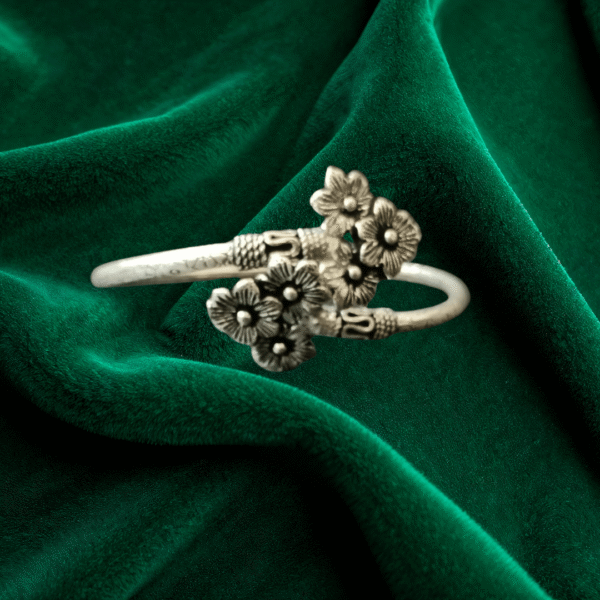 Blossom Bloom Adjustable Ring Trio - Image 3