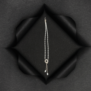 PearlTwist Elegant Chain